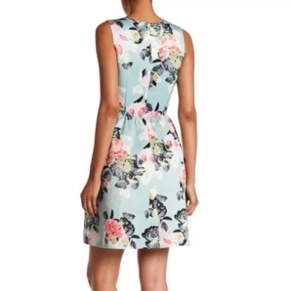 EUC CeCe By Cynthia Steffe Blue V-Neck Floral-Printed Fit and Flare Dress size 2 - Picture 2 of 14